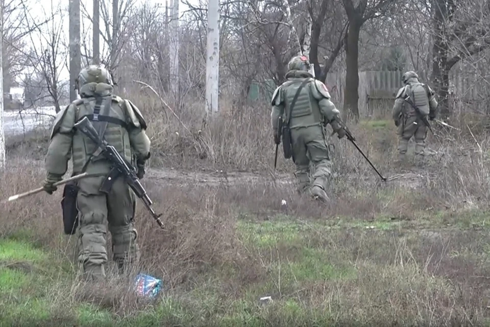 Саперы ВС России разминируют освобожденные населенные пункты в ДНР. Фото: Минобороны России