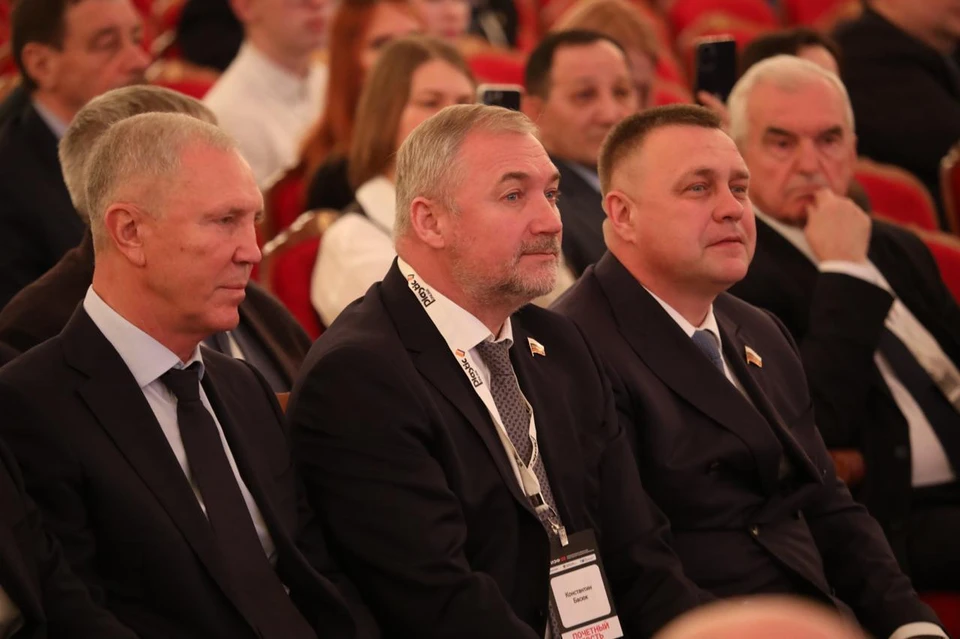 Владимир Сальдо поблагодарил всех участников форума. ФОТО: ТГ-канал Владимира Сальдо.