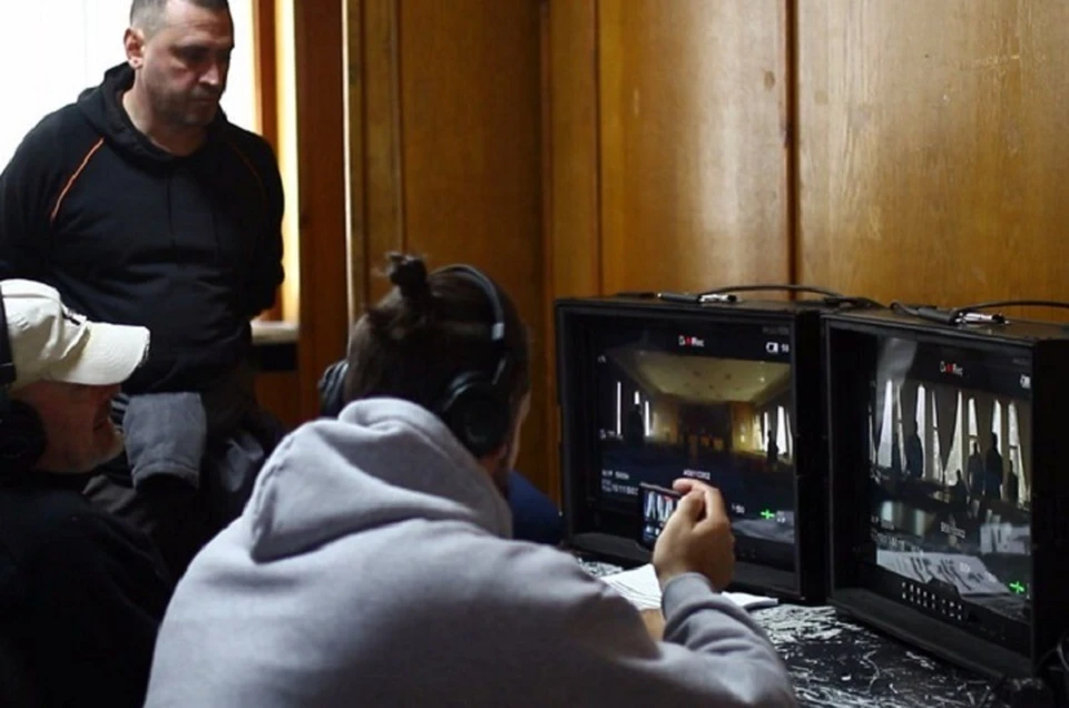 На территории администрации Симферополя снимали кино. Фото: пресс-служба администрации/Tg