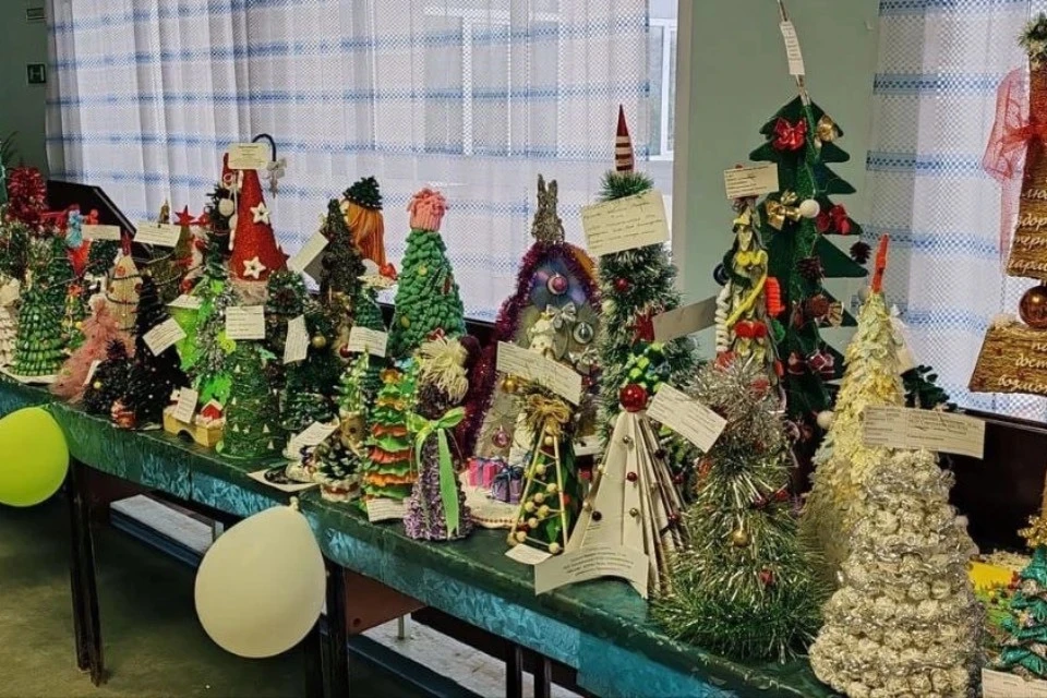 Ёлки нужно делать из экоматериалов. Фото: правительство Тверской области