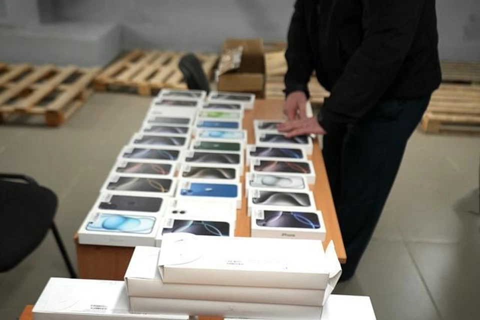 Для нужд бойцов передали 91 устройство. Фото: Луганская таможня