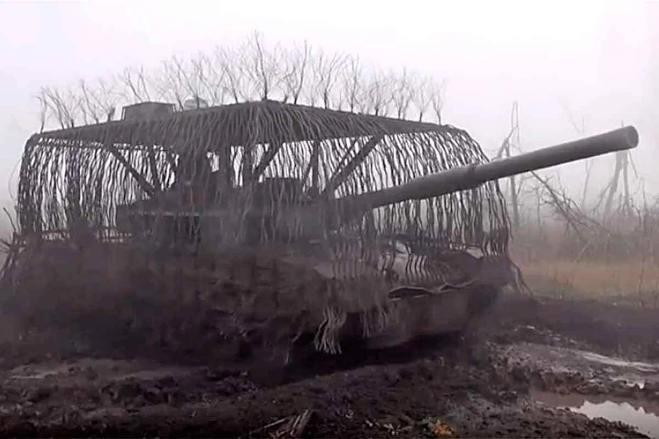 За минувшие сутки воины группировки войск «Центр» уничтожили на Красноармейском направлении более - 420 украинских боевиков и иностранных наемников.