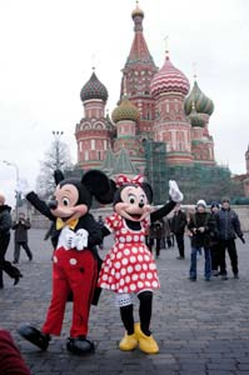 Вчера мышиное семейство осматривало достопримечательности Москвы.
