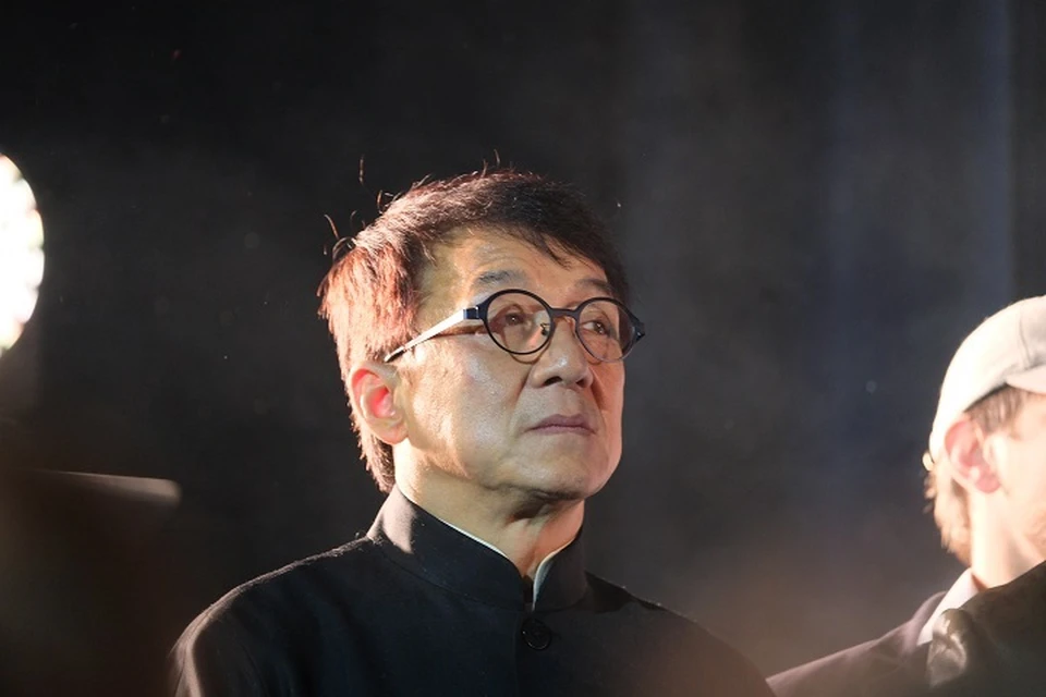 Подарок от известного актёра Рустам Минниханов получил на коллении Минцифры РТ.