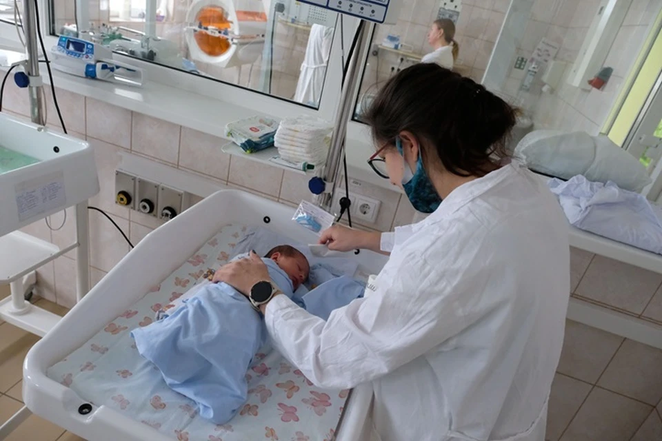 В 2025 году на Ямале родились 6479 малышей