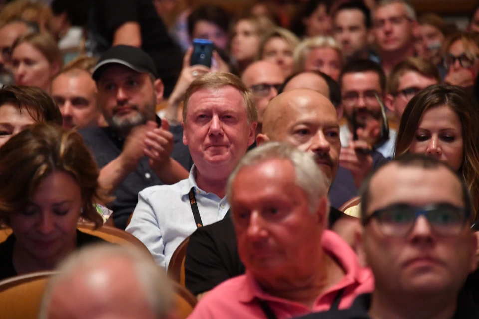 Приставы начали третье производство по аресту имущества Чубайса на 5,5 млрд рублей