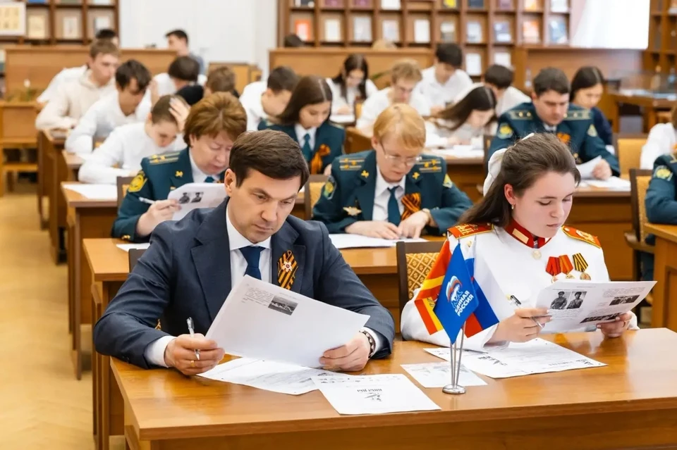 Глава Челябинска принял участие в патриотической акции.