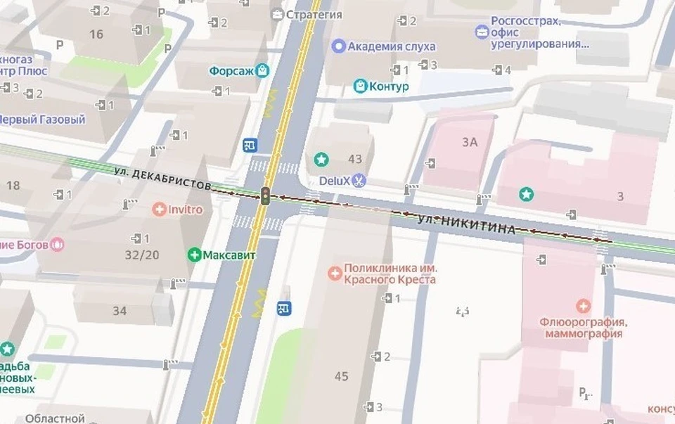 В Калуге образовались пробки из-за погасших светофоров.