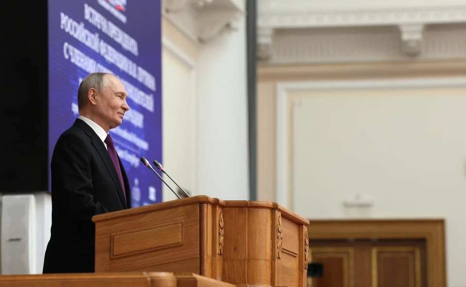 Президент Путин поручил не откладывать реализацию этого решения. Фото: пресс-служба Кремля