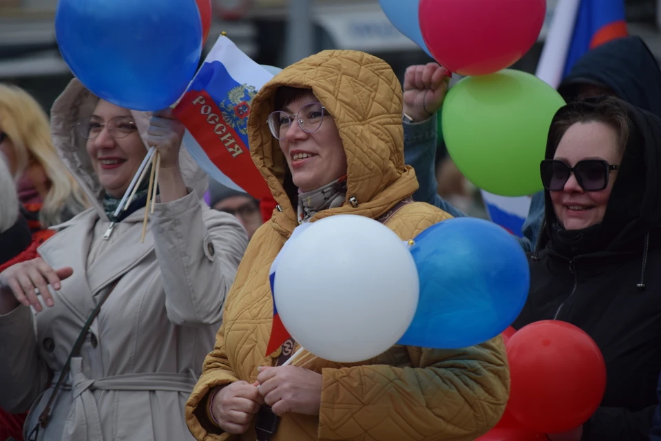 В Орле на площади Ленина прошел митинг в честь Первомая
