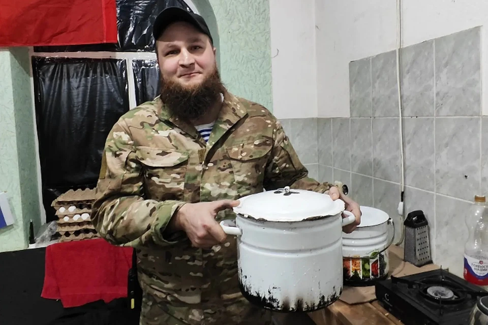 Позывной Иса отвечает за то, чтобы каждый боец спецназа был сыт