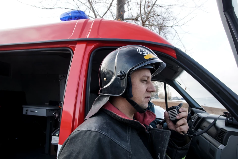 Причины пожара пока не называются.