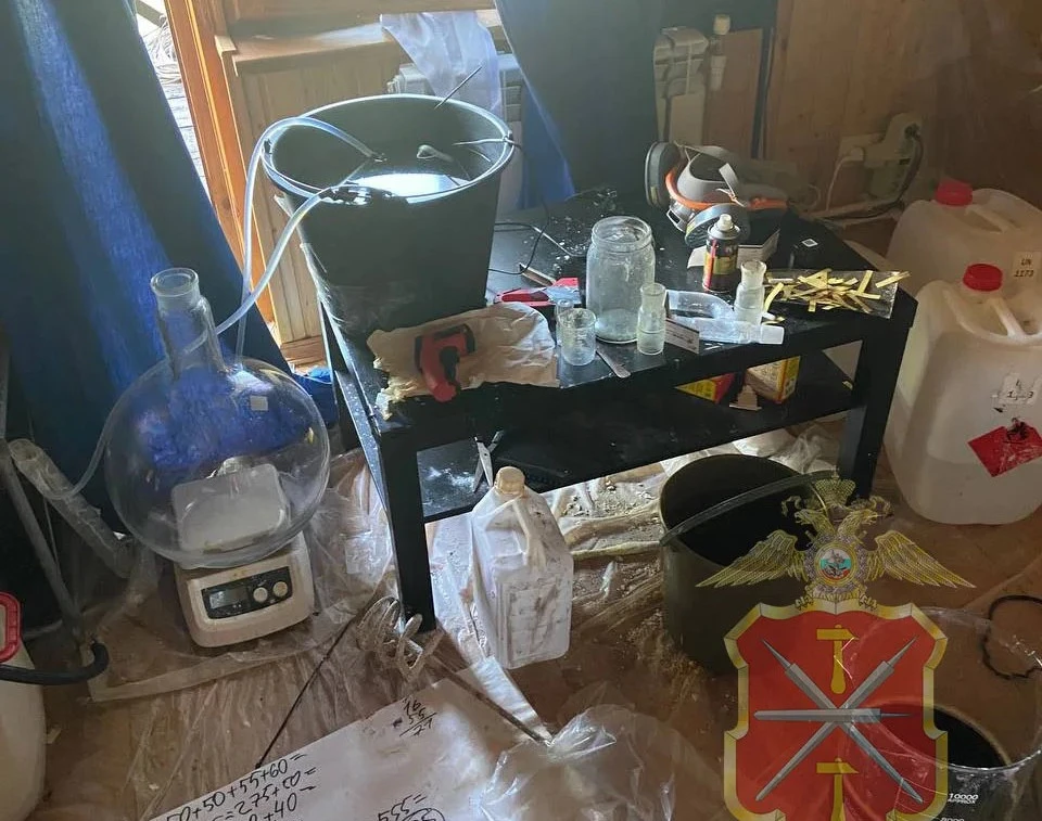 Тульские полицейские ликвидировали нарколабораторию в Подмосковье: изъято 30 кг наркотиков
