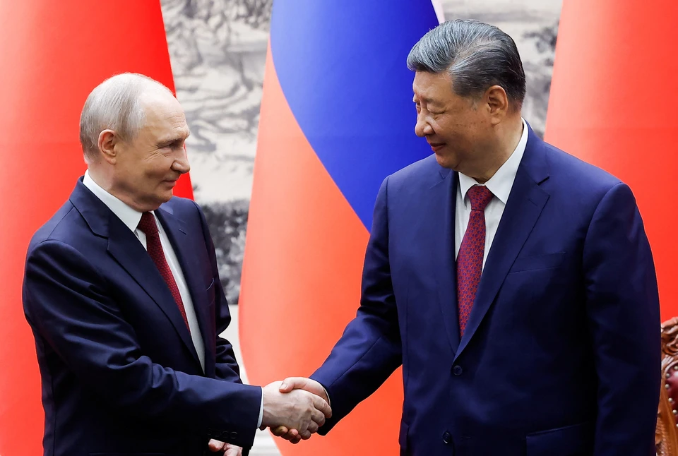 Западная пресса отмечает особо теплые отношения между лидерами России и Китая.
