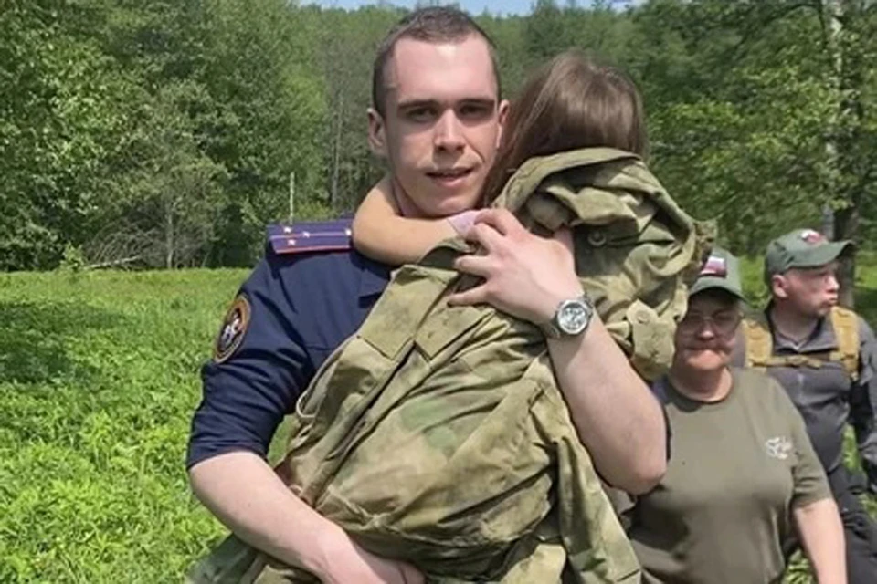 Поиски продолжались всю ночь и утром. И в итоге ребенка нашли живой в лесу