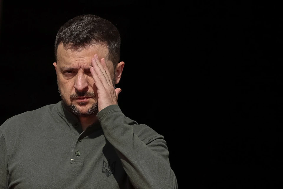 По словам Зеленского, целями ударов России в течение ближайших 48 часов могут стать Банковая, штаб-квартира ГУР, здания, занимаемые определенными ведомствами.