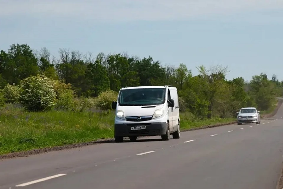 В ДНР завершили работы по замене дорожного покрытия на участке дороги 21Н-106. Фото: Служба автомобильных дорог Донбасса