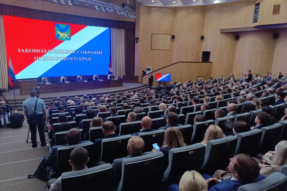 В ходе отчета глава региона озвучил итоги прошлого года и планы на ближайшее будущее.