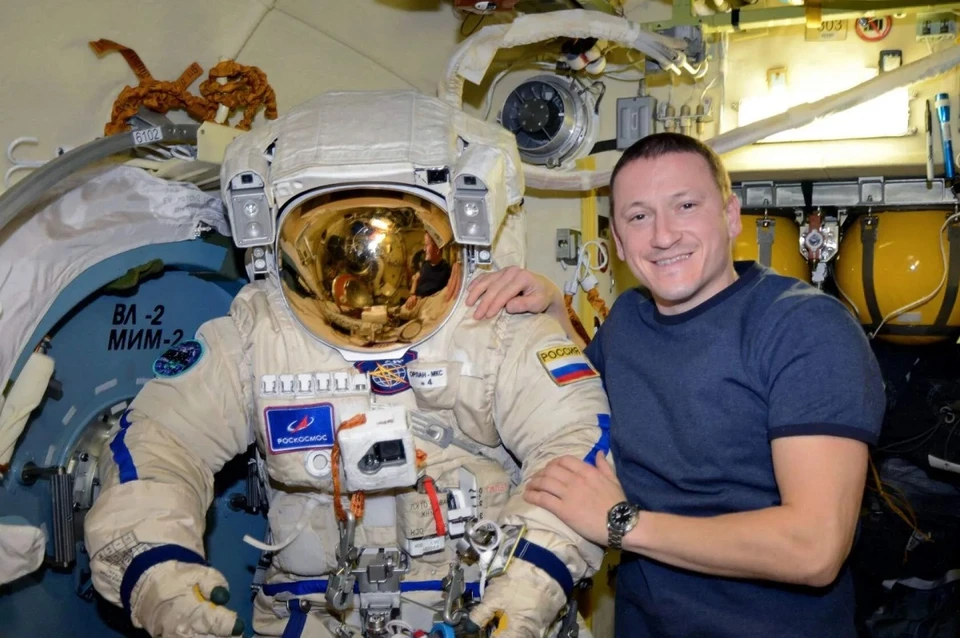 Космонавт передал привет маме из космоса