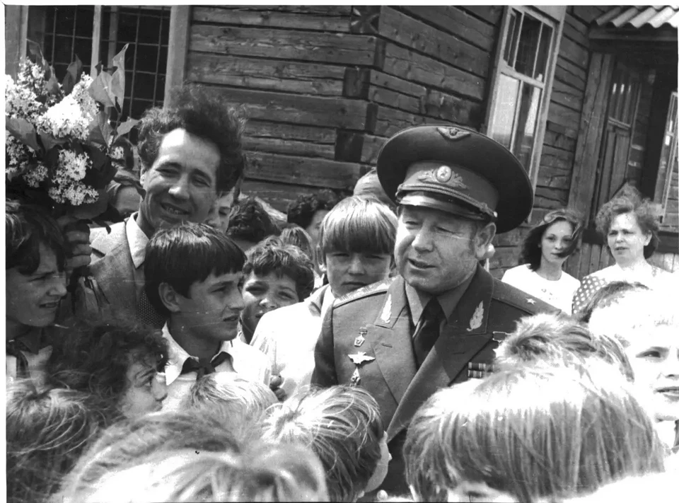 92 года назад родился космонавт из Кузбасса Алексей Леонов.