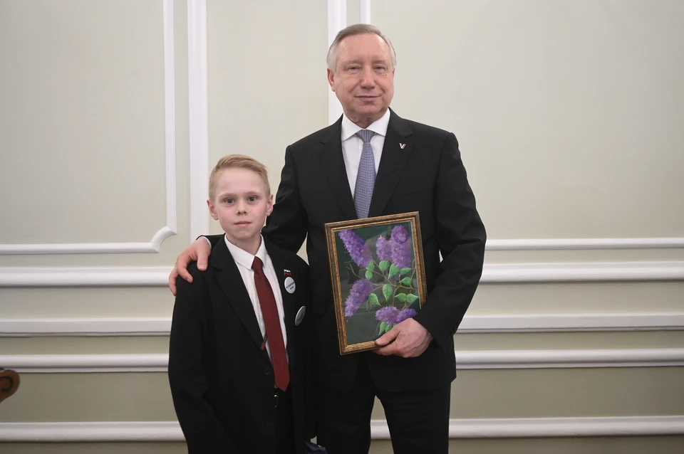 Александр Беглов встретился с выдающимися школьниками Петербурга.
