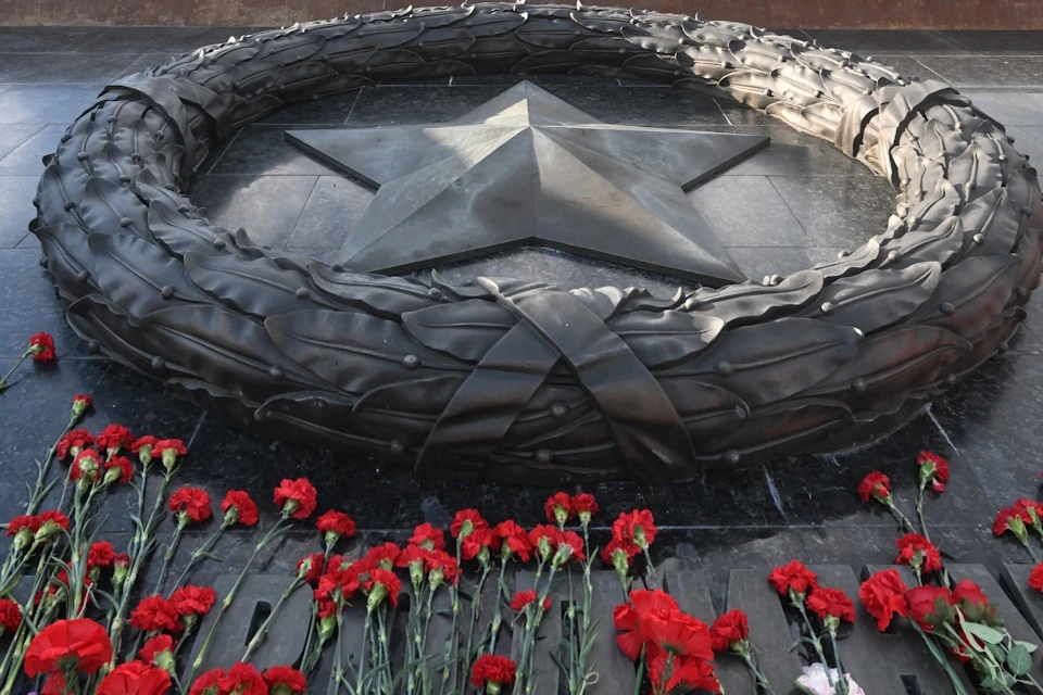 День памяти и скорби — мемориальная дата, посвященная всем жертвам войны