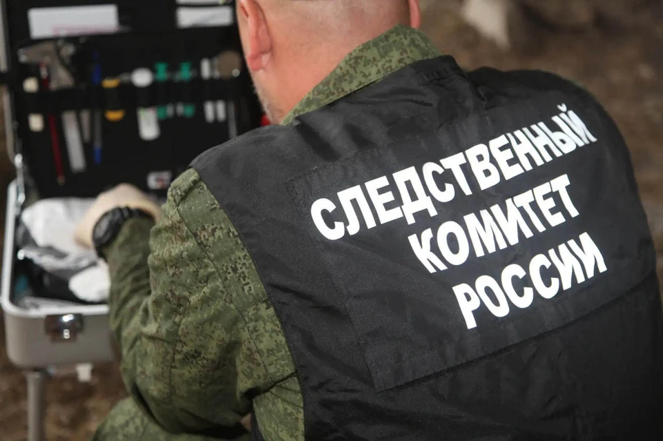 Находясь в состоянии алкогольного опьянения, мужчина вступил в конфликт с водителем такси и нанес ему удар отверткой в область шеи