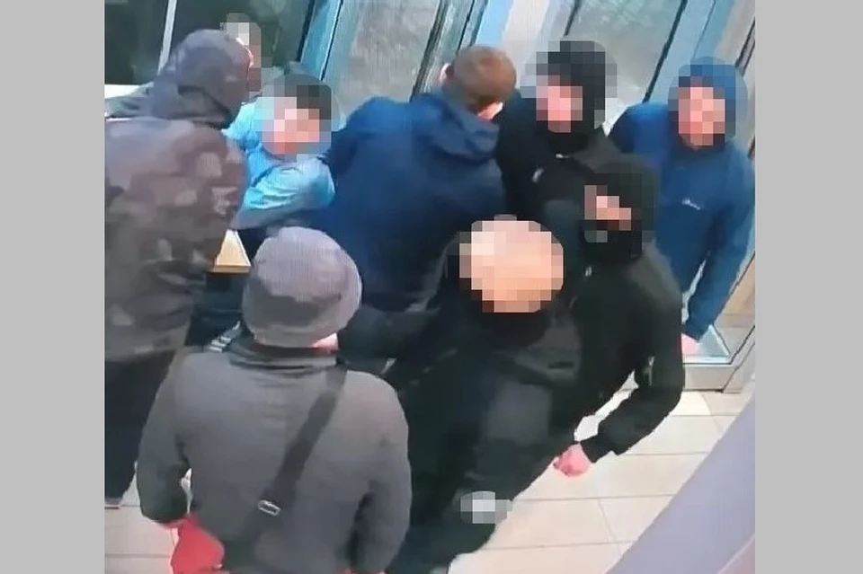 В Рязани осудили шестерых участников неонацистского сообщества.