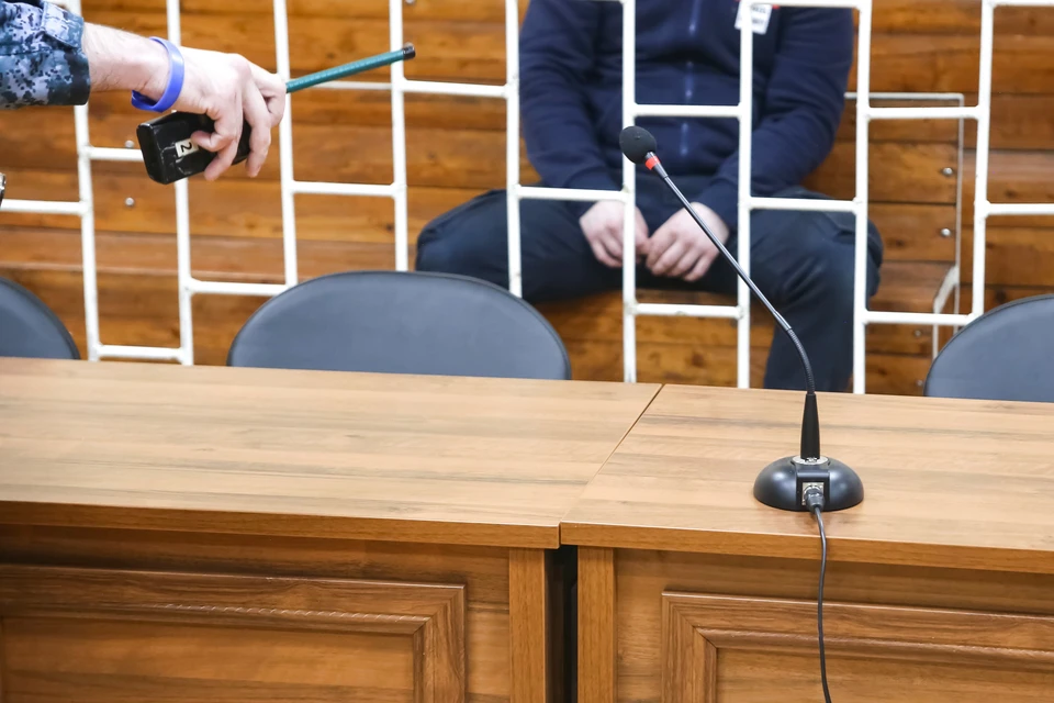 За истязание маленьких девочек житель Канска попал под уголовное дело.
