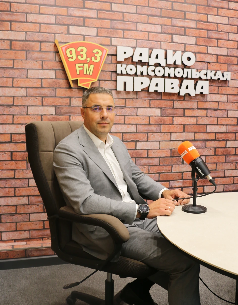 Глава города Тулы Алексей Эрк в гостях на радио «Комсомольская правда» в Туле.