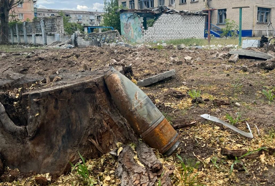 Противник наносит удары по гражданским объектам