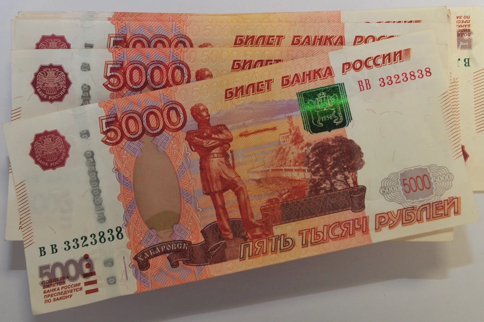 Молодые люди также могут претендовать на факультетские стипендии, всероссийские, региональные городские стипендии, поддержку от Эндаумент-фонда