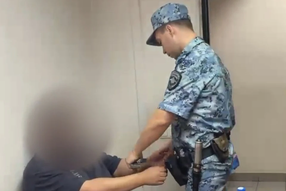 Обвиняемых отпустили под запрет на совершение определенных действий. Фото: ФСБ Удмуртии