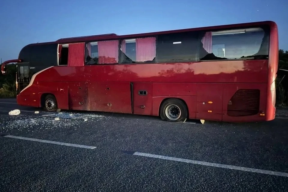 ВФУ атаковали рейсовый автобус «Стаханов – Москва» в Лутугинском округе. ФОТО: АГ ЛНР