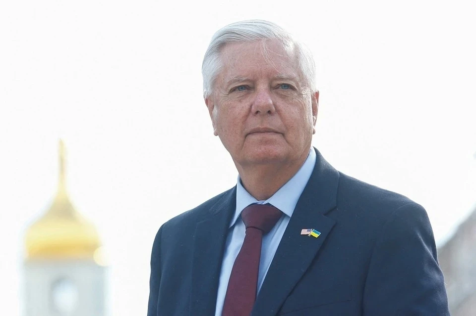 Сенатор Линдси Грэм*