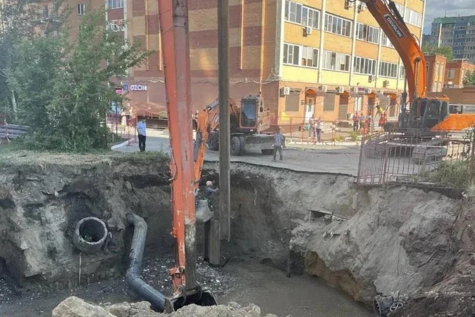 В Новосибирске завершили ремонт коллектора на Горском. Фото: канал Максима Кудрявцева в МАКС