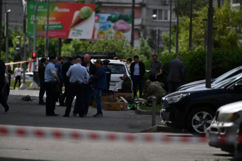 В Ростове полиция задержала женщину, которая набросилась на мужа.