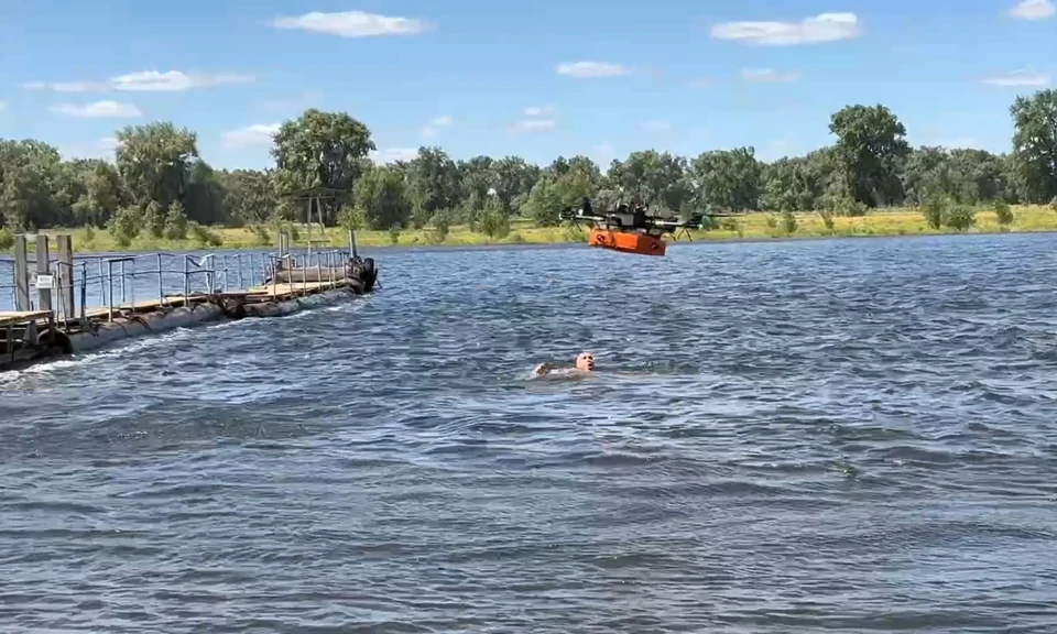 Дроны помогают спасателям на воде. Фото: администрация Волжского.