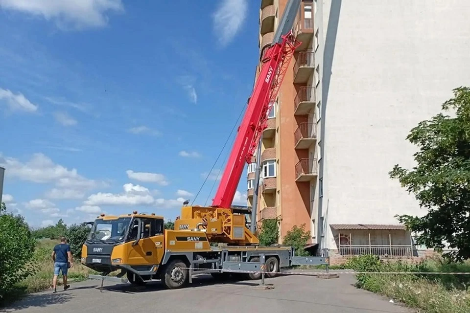 Челябинская область восстанавливает седьмую многоэтажку в Ясиноватском округе. Фото: Николай Руппель