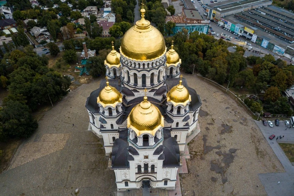 Глава Новочеркасска опроверг слухи о покраске памятника Ермаку в черный цвет.