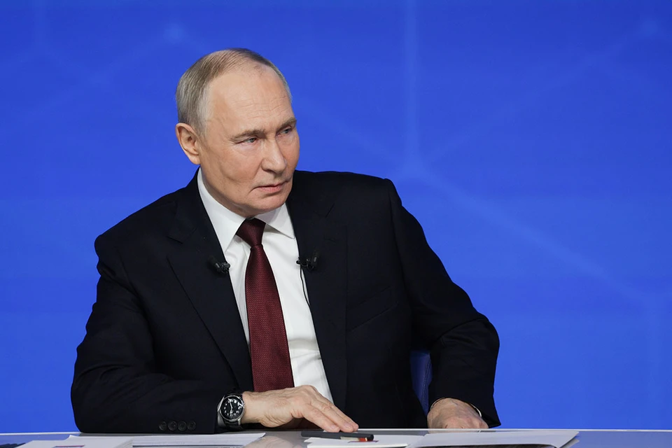 Путин пошутил, что без архитектуры не обойтись, в отличие от театра и книг