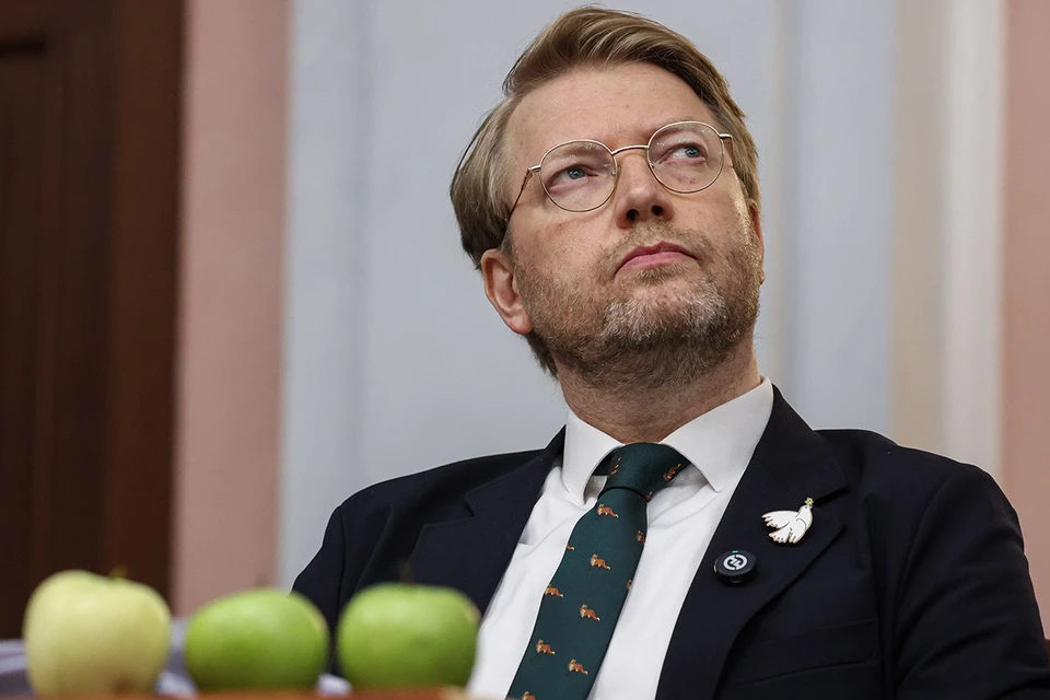 Председатель партии "Яблоко" Николай Рыбаков на слушании в зале судебного заседания Верховного суда РФ. Фото: EPA / SERGEI ILNITSKY / ТАСС