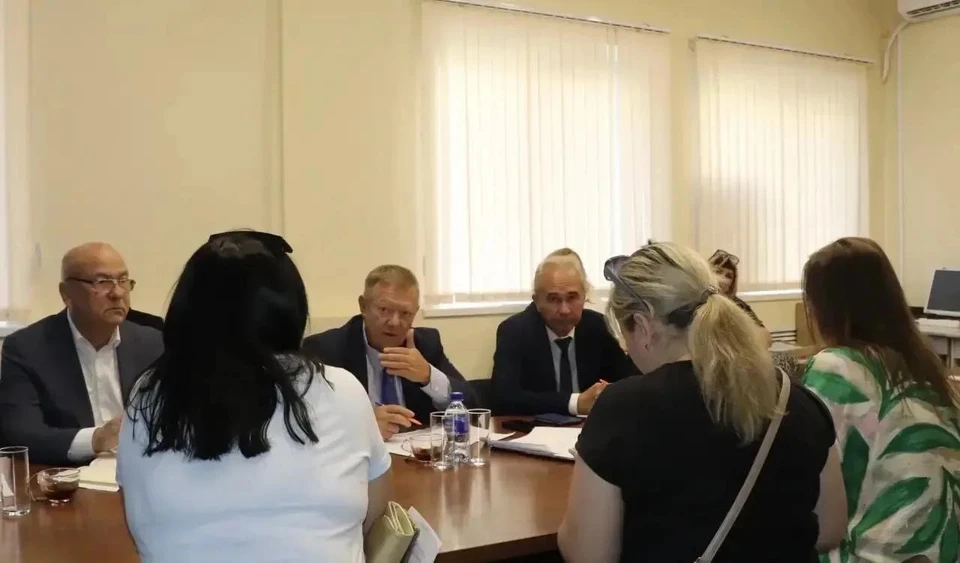На тематический приём граждан депутата Госдумы пришло более 50 человек