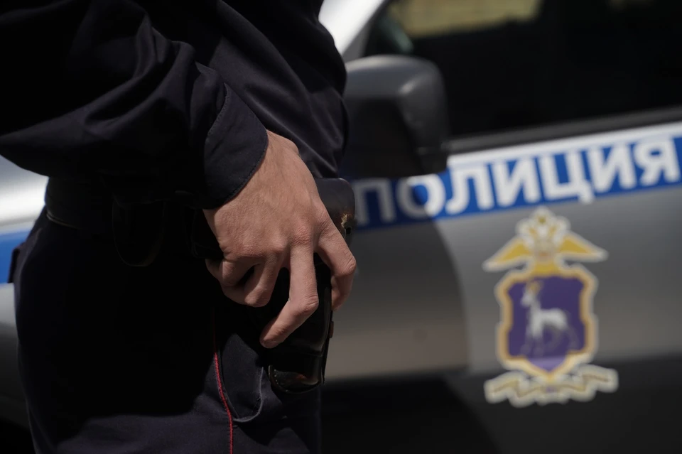 Полицейские устанавливают все обстоятельства преступления.