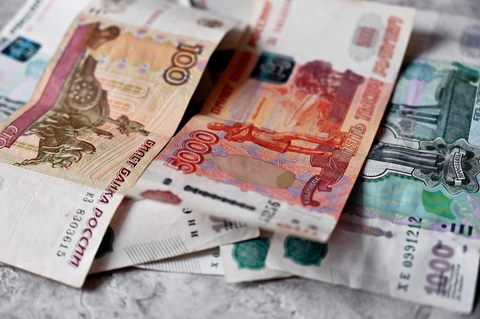 Жительница Сыктывкара задолжала сыну 258 тысяч рублей.