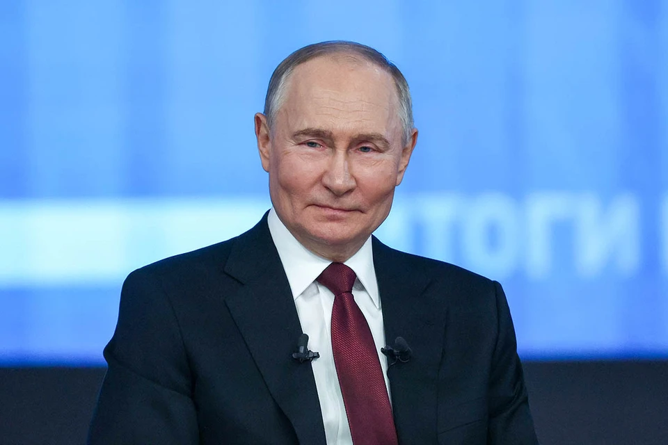 Путин прибыл в Архангельский собор Кремля, где обнаружили мощи Дмитрия Донского