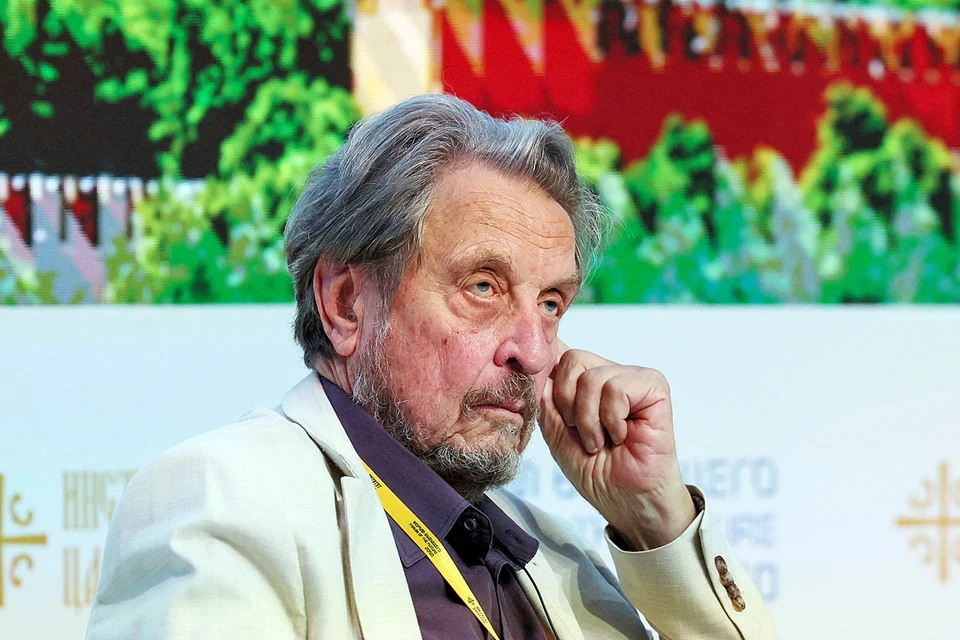 Эррол Маск высказался о Москве, назвав её самой красивой в мире столицей.