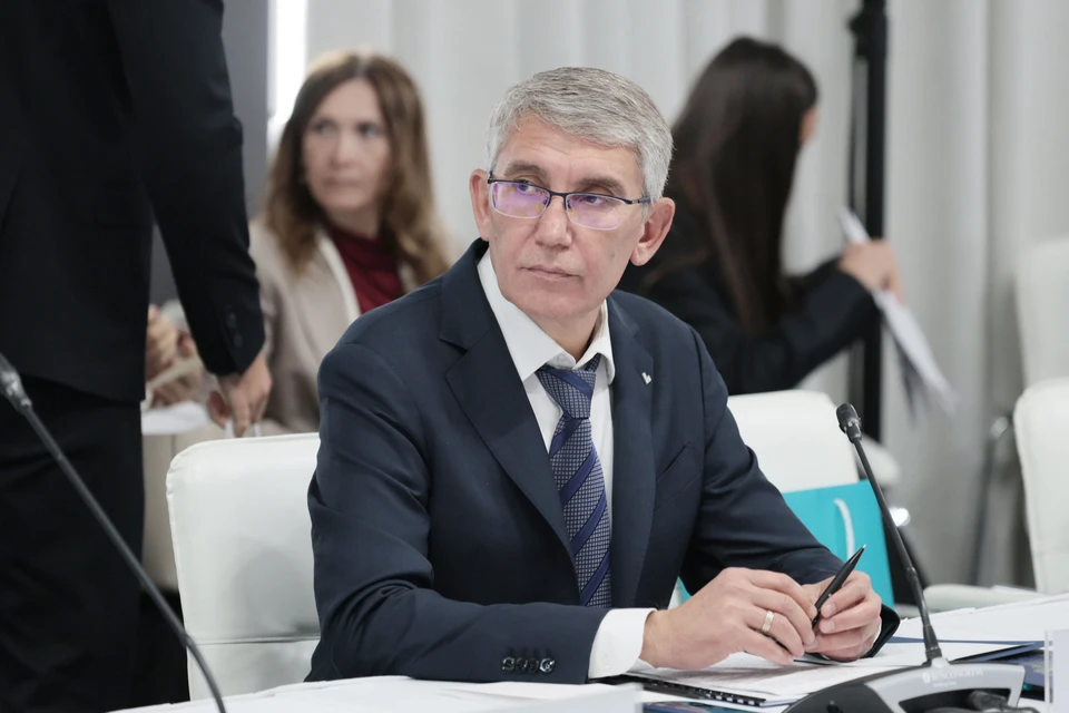 Дмитрий Миляев презентовал опыт Тульской области в реабилитации бойцов, вернувшихся из зоны боевых действий. Фото: пресс-служба Правительства Тульской области.
