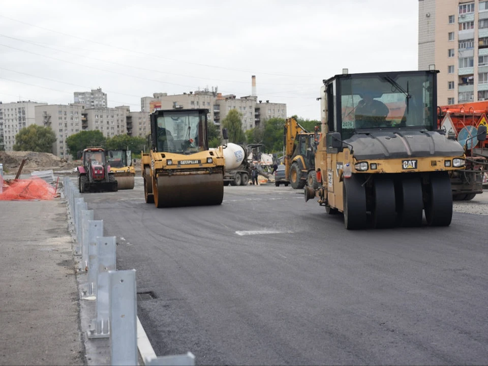 В Ульяновске на мосту Шевченко-Смычки за один раз заасфальтируют всю переправу | ФОТО: администрация Ульяновска