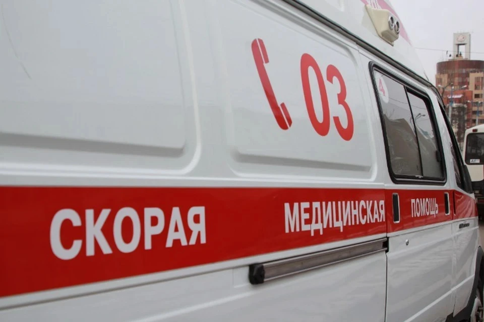 В Тверской области столкнулись автомобиль и питбайк.